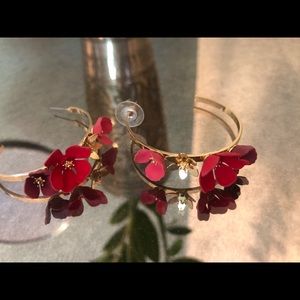 Betsy Johnson earrings - stunning